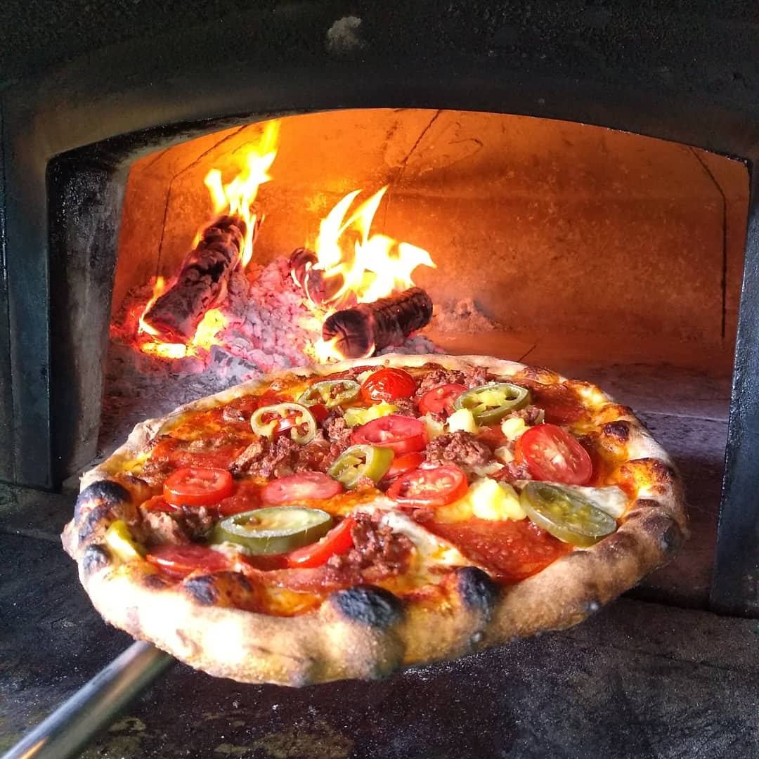 Fresh Wood Fired Pizza Catered from Cascade Crust WoodFired Pizza in Prosser WA